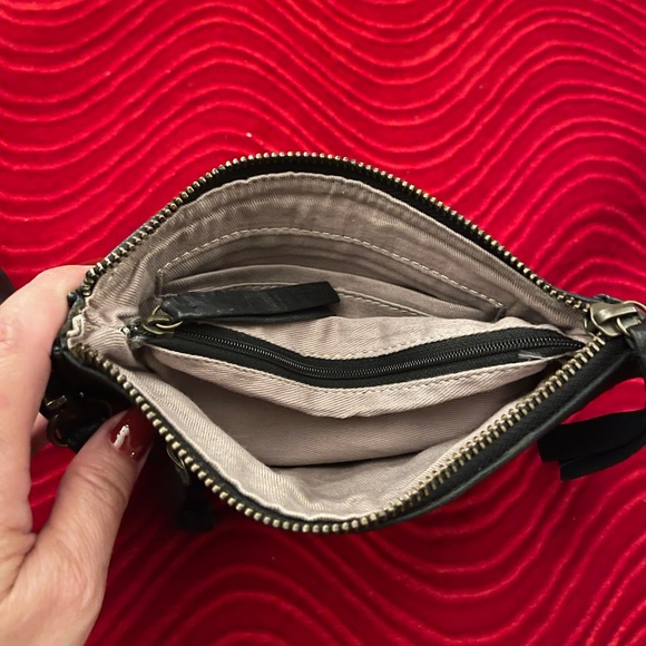 Day & Mood clutch wristlet black in color all leather. - Picture 6 of 9